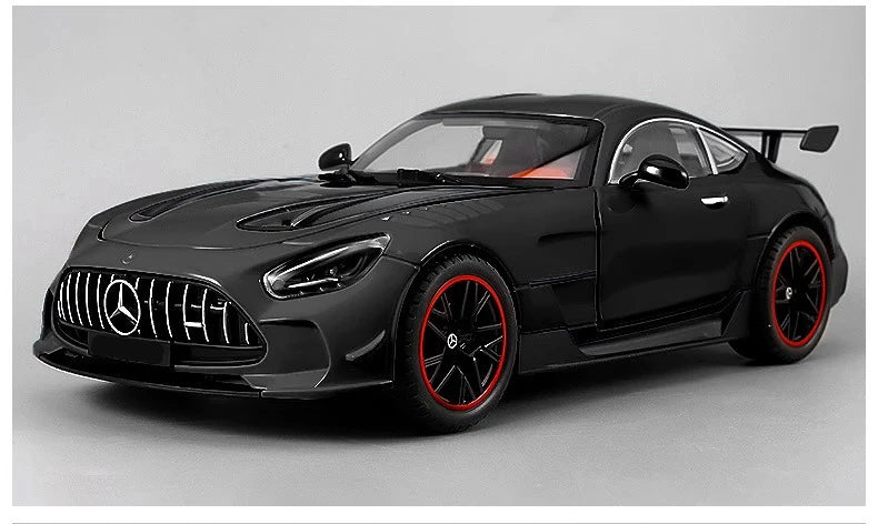 Mercedes Benz AMG GTR 1:18 image 0