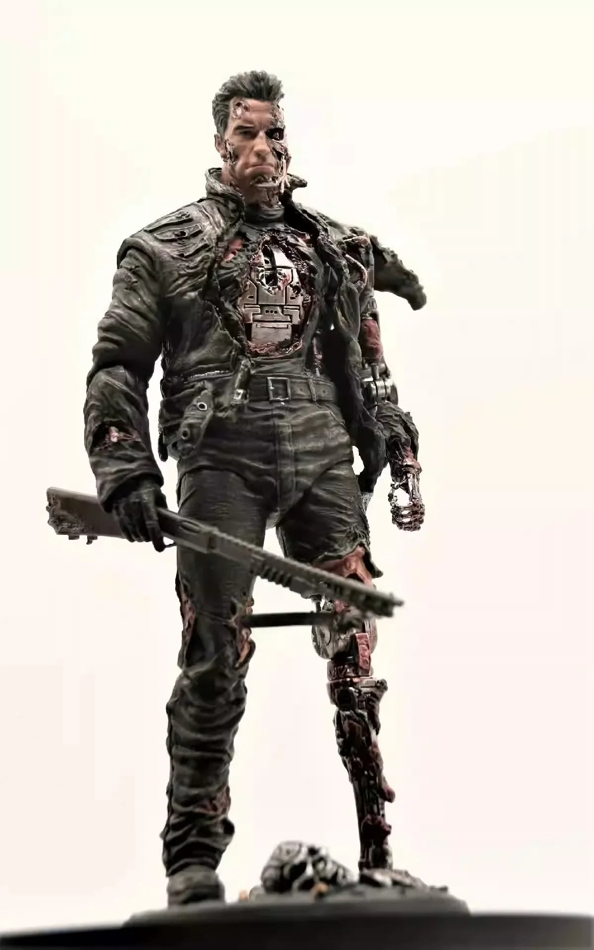 The Terminator T-850 Battle damaged super solider 1/12 image 1
