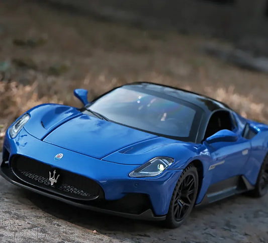 Maserati MC20 Model Car With Lights & Sound Effects 1:32 image 1