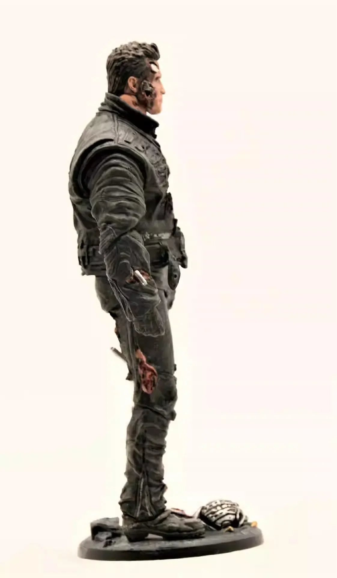 The Terminator T-850 Battle damaged super solider 1/12 image 3