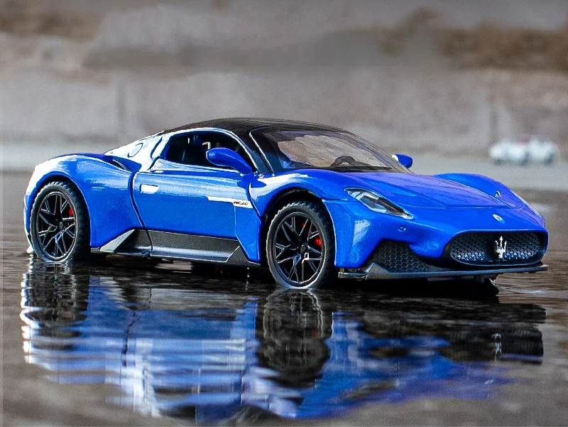 Maserati MC20 Model Car With Lights & Sound Effects 1:32 image 3