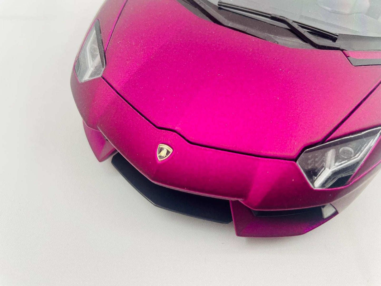 1/18 Welly FX Lamborghini Aventador LP700-4 (Matte Purple)