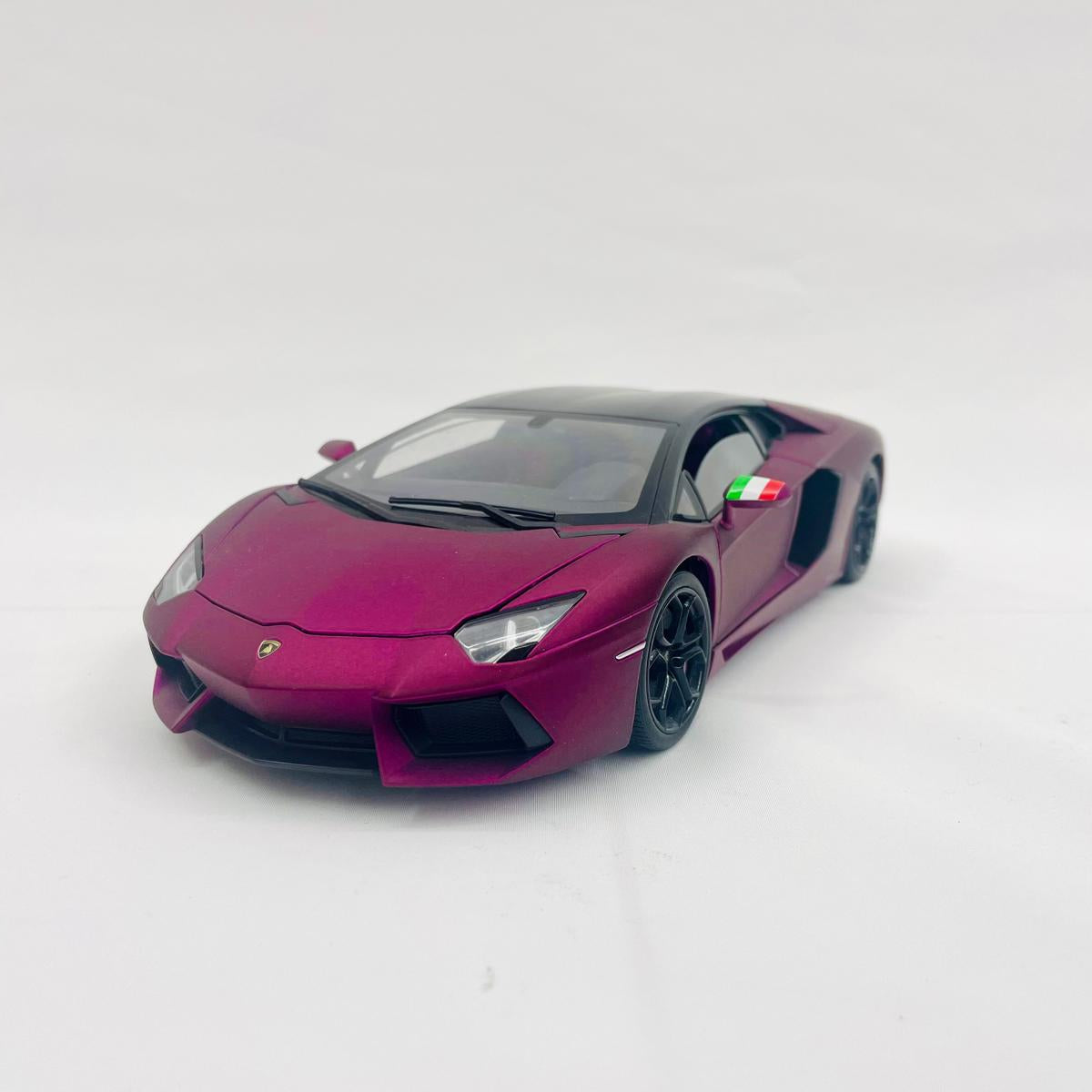 1/18 Welly FX Lamborghini Aventador LP700-4 (Matte Purple)