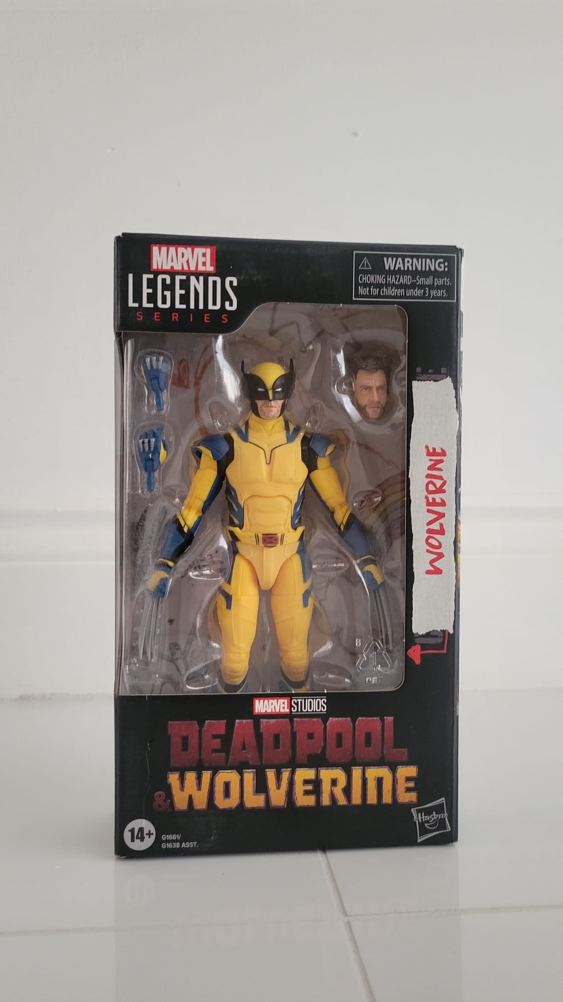 Hasbro Marvel Legend Series Wolverine Action Figure - 2-3 Day Delivery image 4