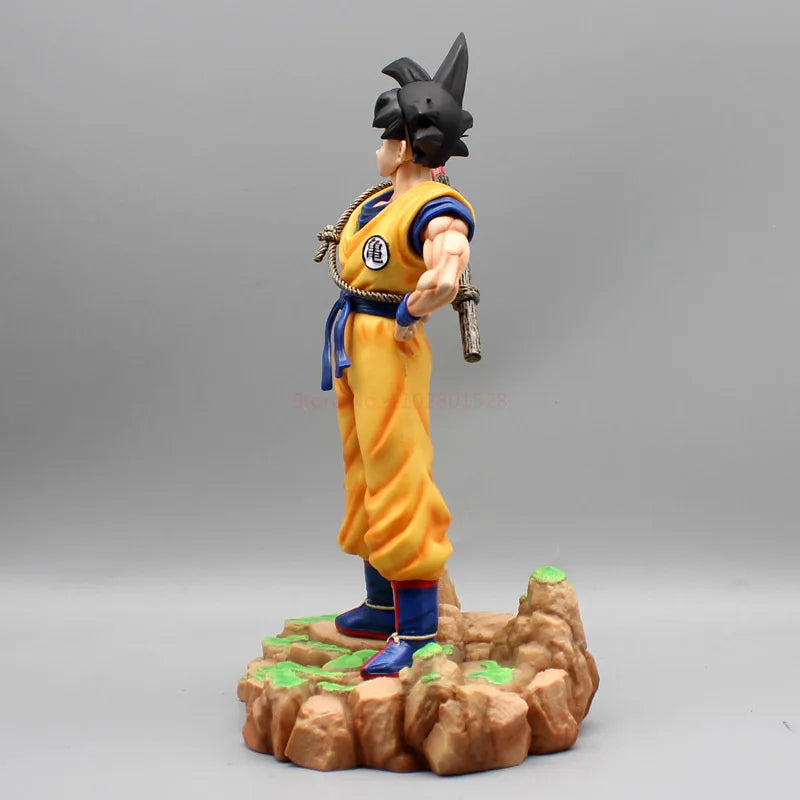 Dragon Ball Z Goku 32cm Large Action Figure With Base image 3