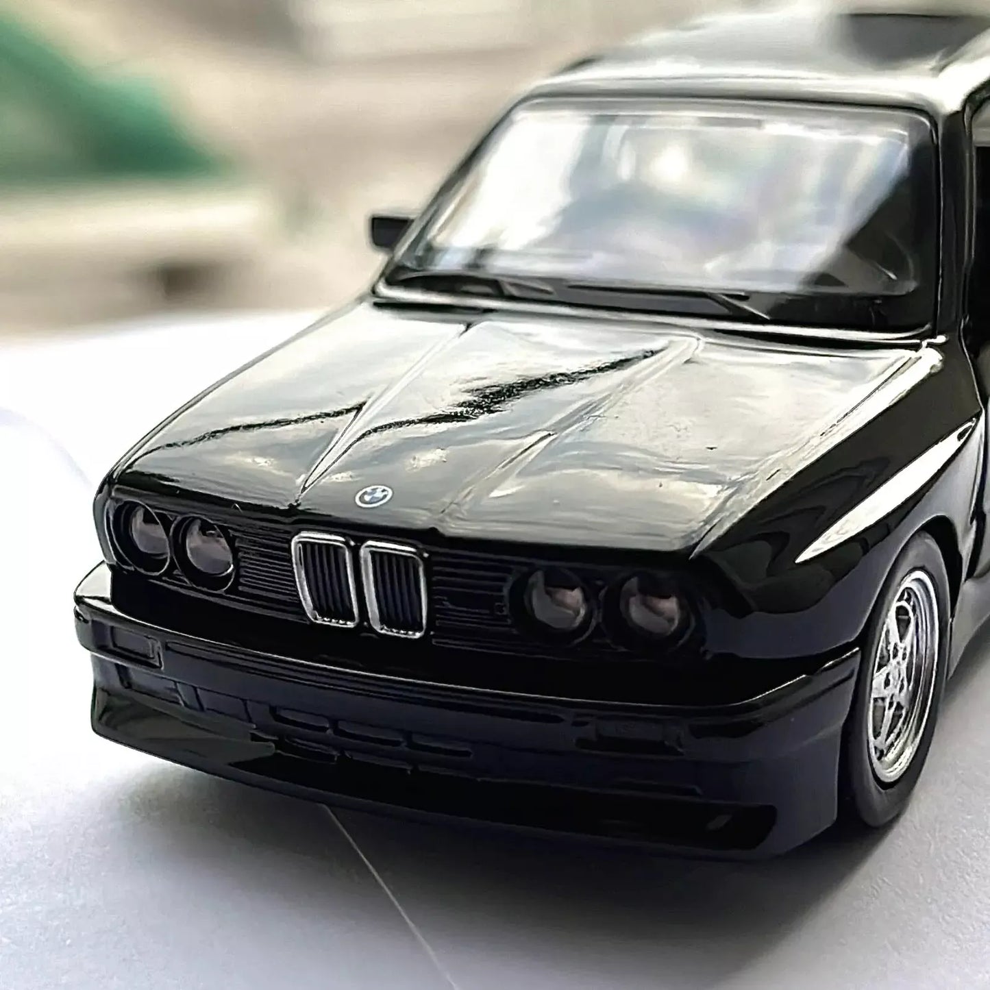 BMW M3 E30 1987 1:36 image 1