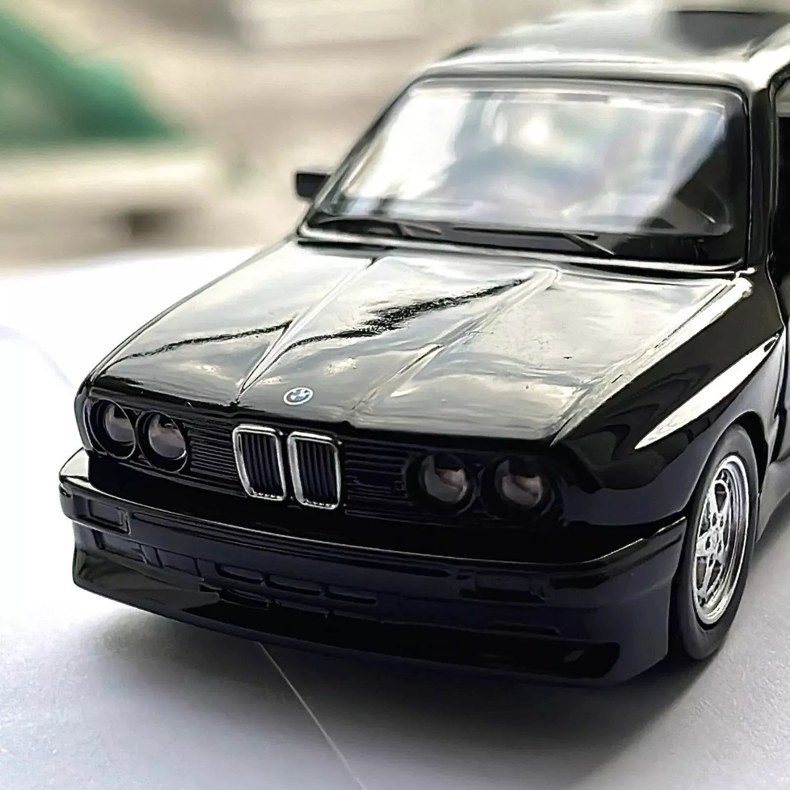 BMW M3 E30 1987 1:36 image 1
