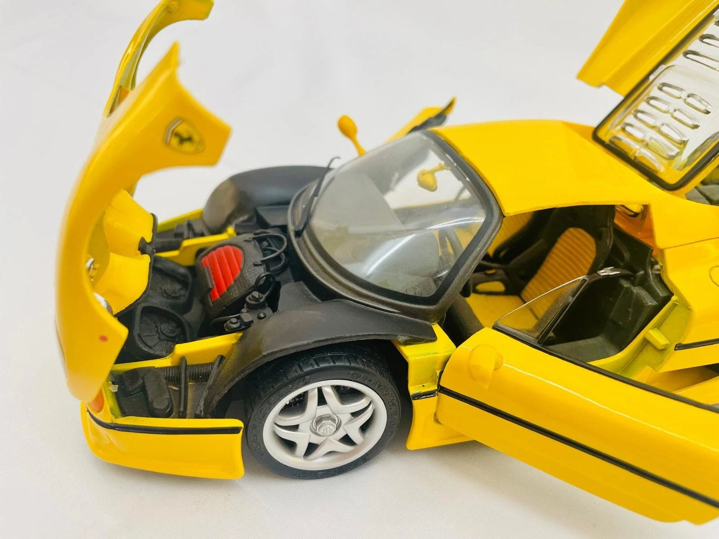 Ferrari F50 Coupe Yellow by Shell 1:18 | 3076-Y1