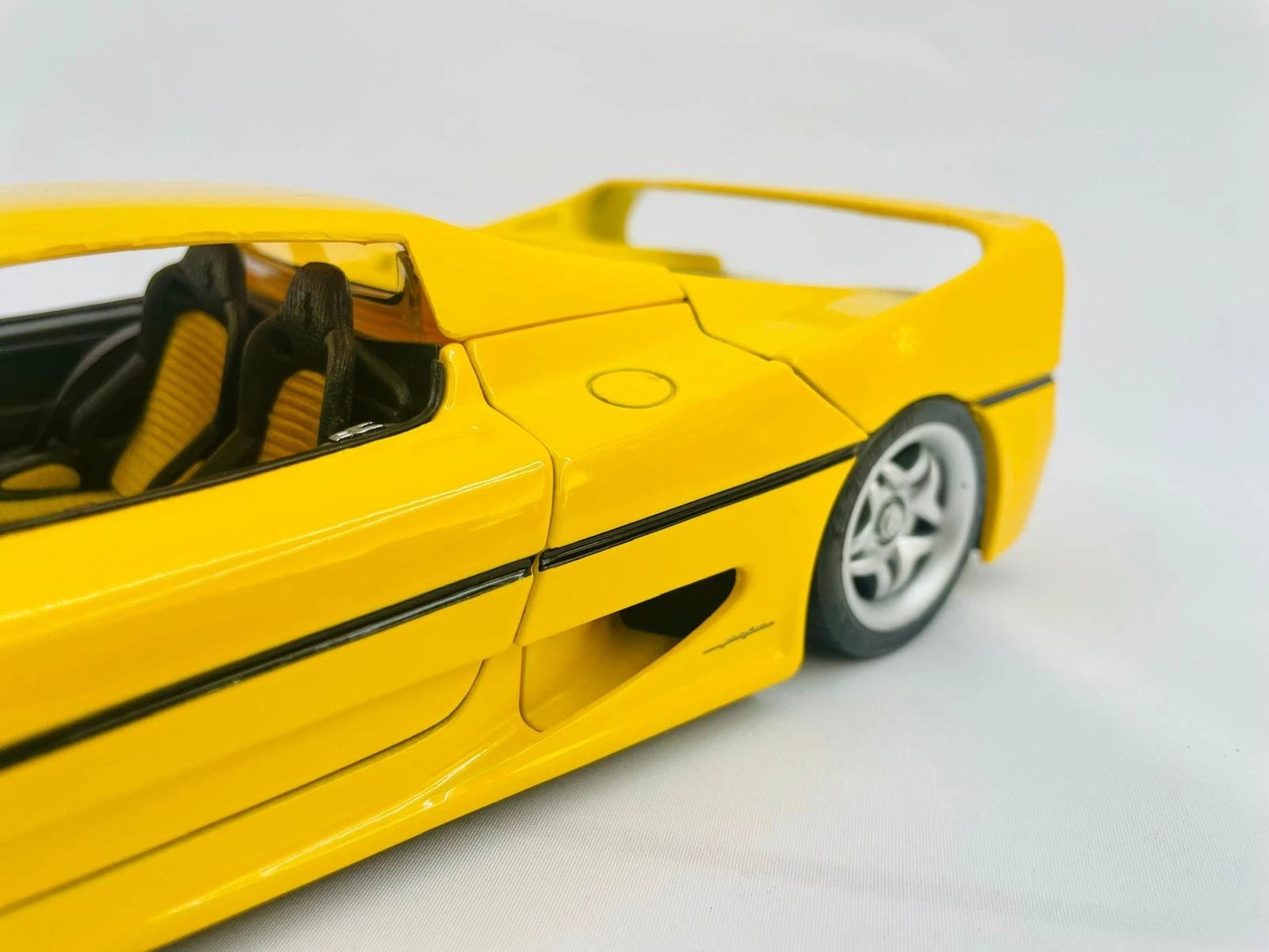 Ferrari F50 Coupe Yellow by Shell 1:18 | 3076-Y1