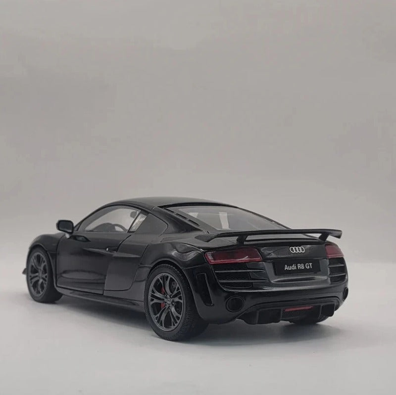 Kyosho 1:18 Audi R8 GT 5.2 V10 FSI In Phantom Black