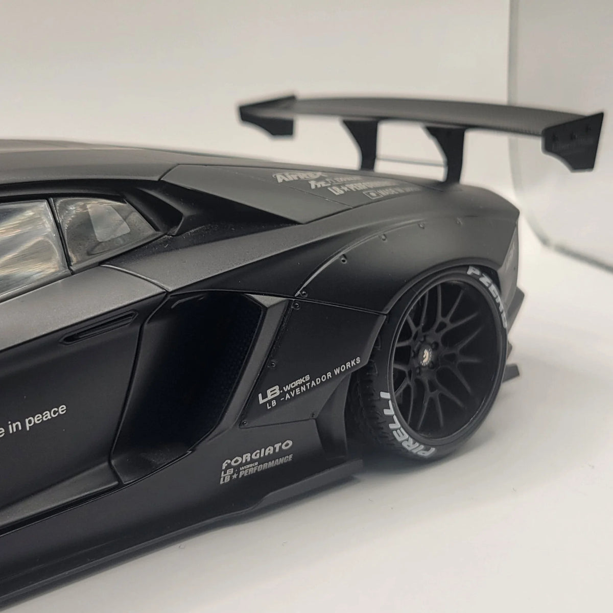 Lamborghini Aventador LB-Works Matt Black | 79106 | Autoart 1:18