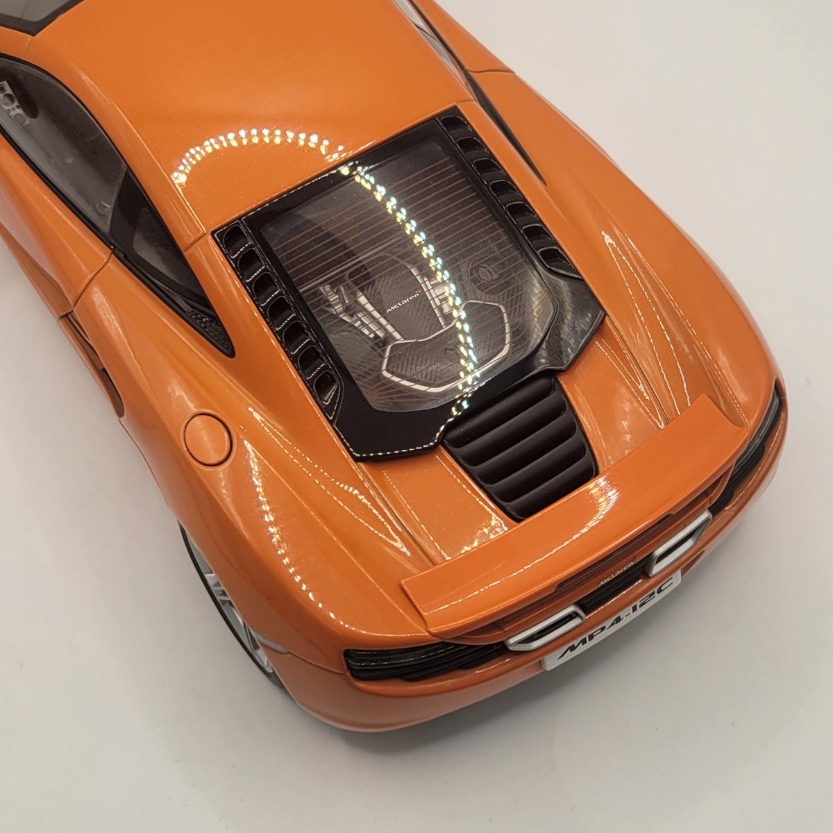 McLaren MP4 12C Orange Autoart Signature Edition | 76006 | 1:18