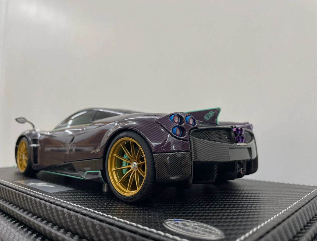 Pagani Huayra Dinastia 1:18 BBR Almost Real Purple Carbon Limited Edition | Limited Pagani Case