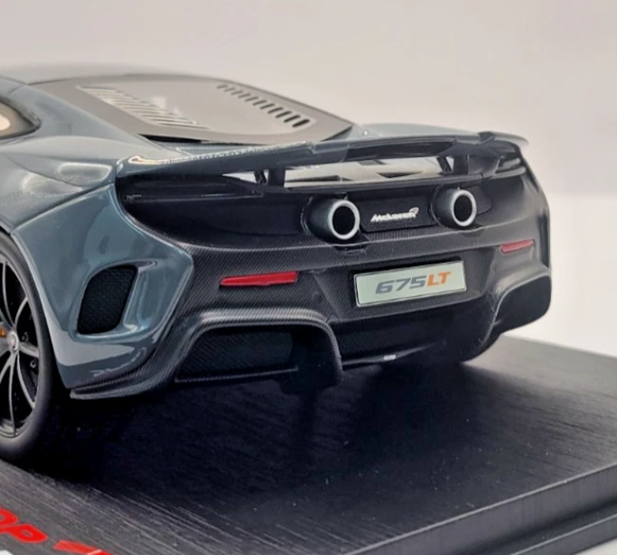 Mclaren 675LT Chicane Grey 1:18 by Top Speed
