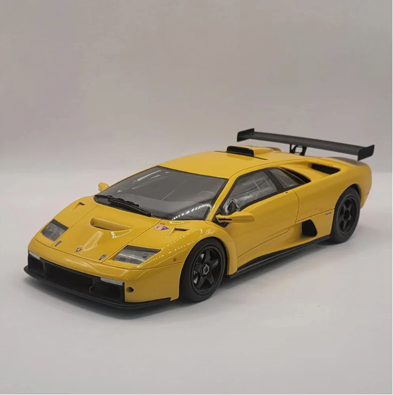 Lamborghini Diablo GTR | GTS18509Y | 1:18 GT Spirit