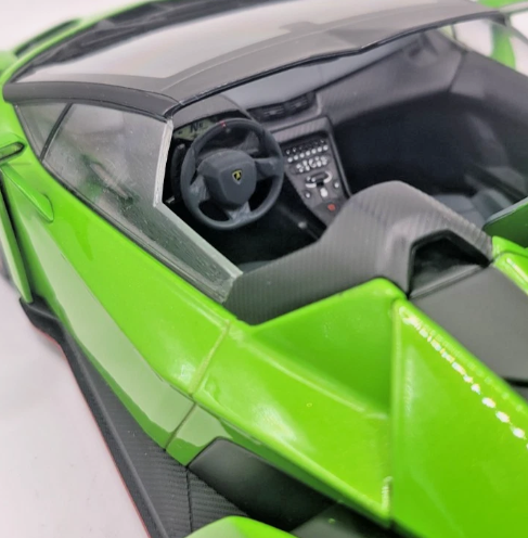 1:18 Kyosho x Ousia Lamborghini Veneno LP750-4 Roadster