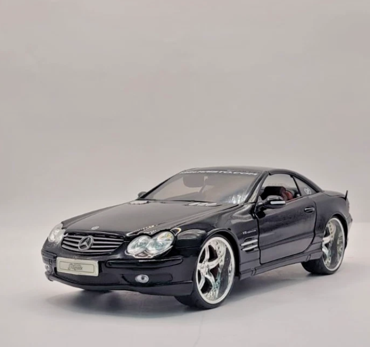Mercedes Benz CL55 AMG Maisto Playerz Edition 1:18