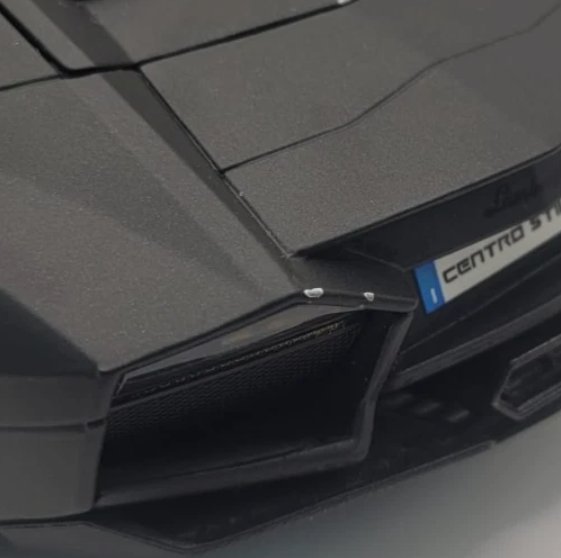 Bburago Lamborghini Reventon Black Dimond 1:18