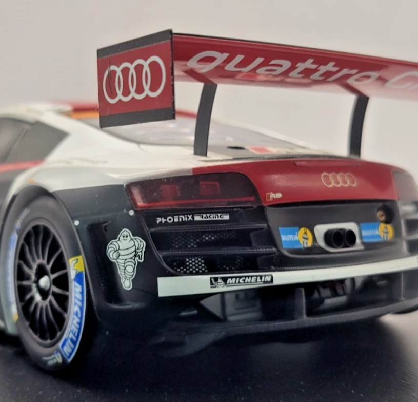 Audi R8 LMS Ultra Winner 24H Nurburgring #4 2014 | 18SG009 | Spark 1:18