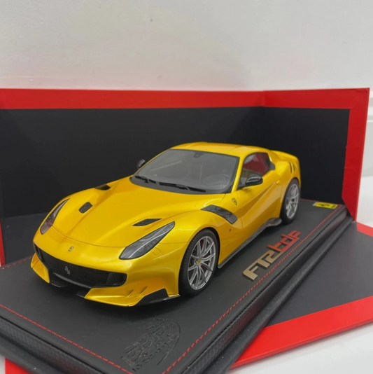 BBR 1:18 Ferrari F12 TDF 2015 Giallo Tristrato 193/199 | P18121A |