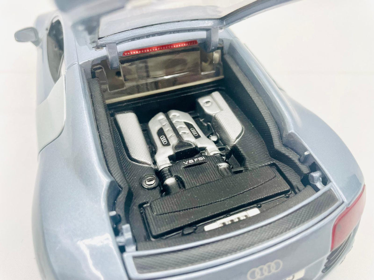 Maisto 1/18 Audi R8 Premium Edition - Metallic Grey 36143