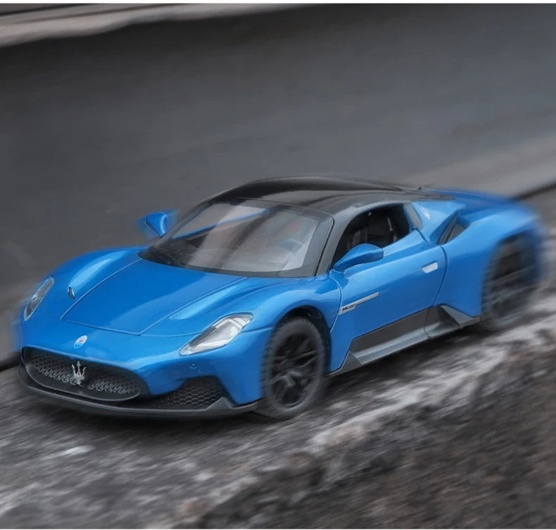 Maserati MC20 Model Car With Lights & Sound Effects 1:32 image 4